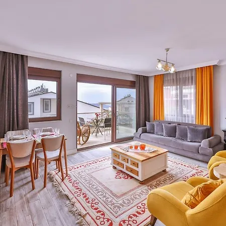 Elfe Misra Apartment *